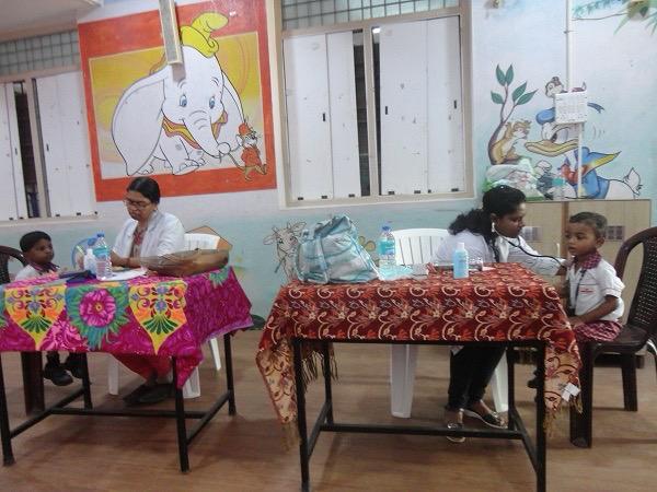 Camp médical à l’école du Telangana ”Rising Sun Talents“